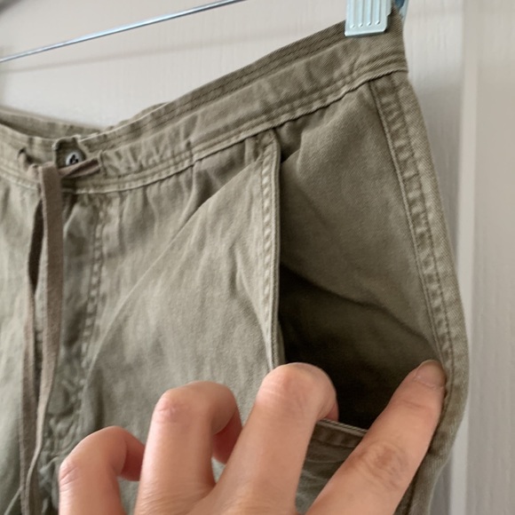 GAP Olive Green 100% Cotton Drawstring Button Fly 3.5” Inseam Shorts Size XS - Picture 11 of 14